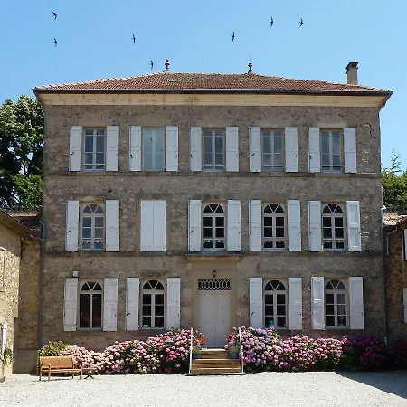 לינה וארוחת בוקר Chateau Chavagnac *