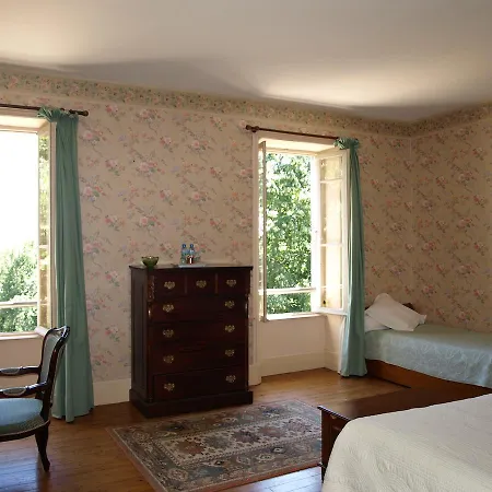 Bed & Breakfast Chateau Chavagnac *